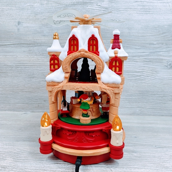 Hallmark "Where Dreams Become Toys" Tabletop 2016, Motion, Light, Sound Santa - Picture 5 of 14